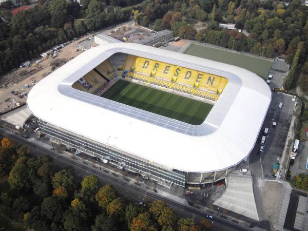 Rudolf-Harbig Stadion